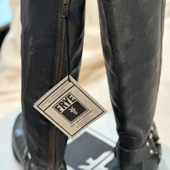 Women’s frye boots Phillip Harness tall size 9 distressed black - Picture 4 of 7